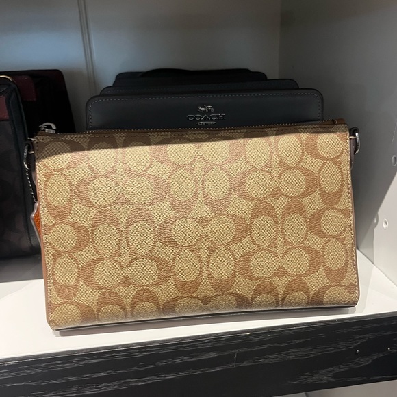 NWT Coach Outlet Holden Crossbody In Colorblock Signature Canvas - Picture 5 of 7